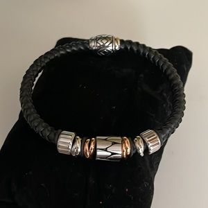BRACELET BLACK & SILVER SIZE 8 1/2  LIKE NEW
